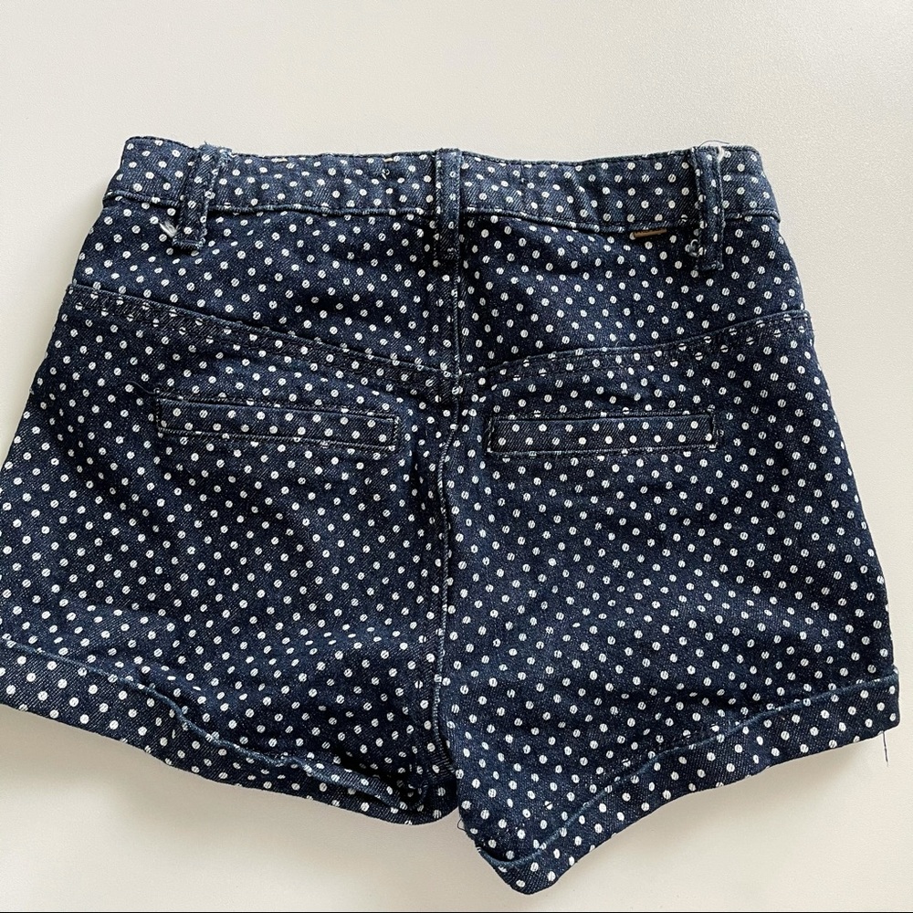 Shorts - Picture 3 of 3